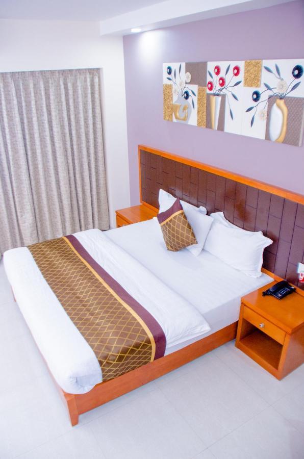 Hotel Platinum Kinshasa Exterior foto