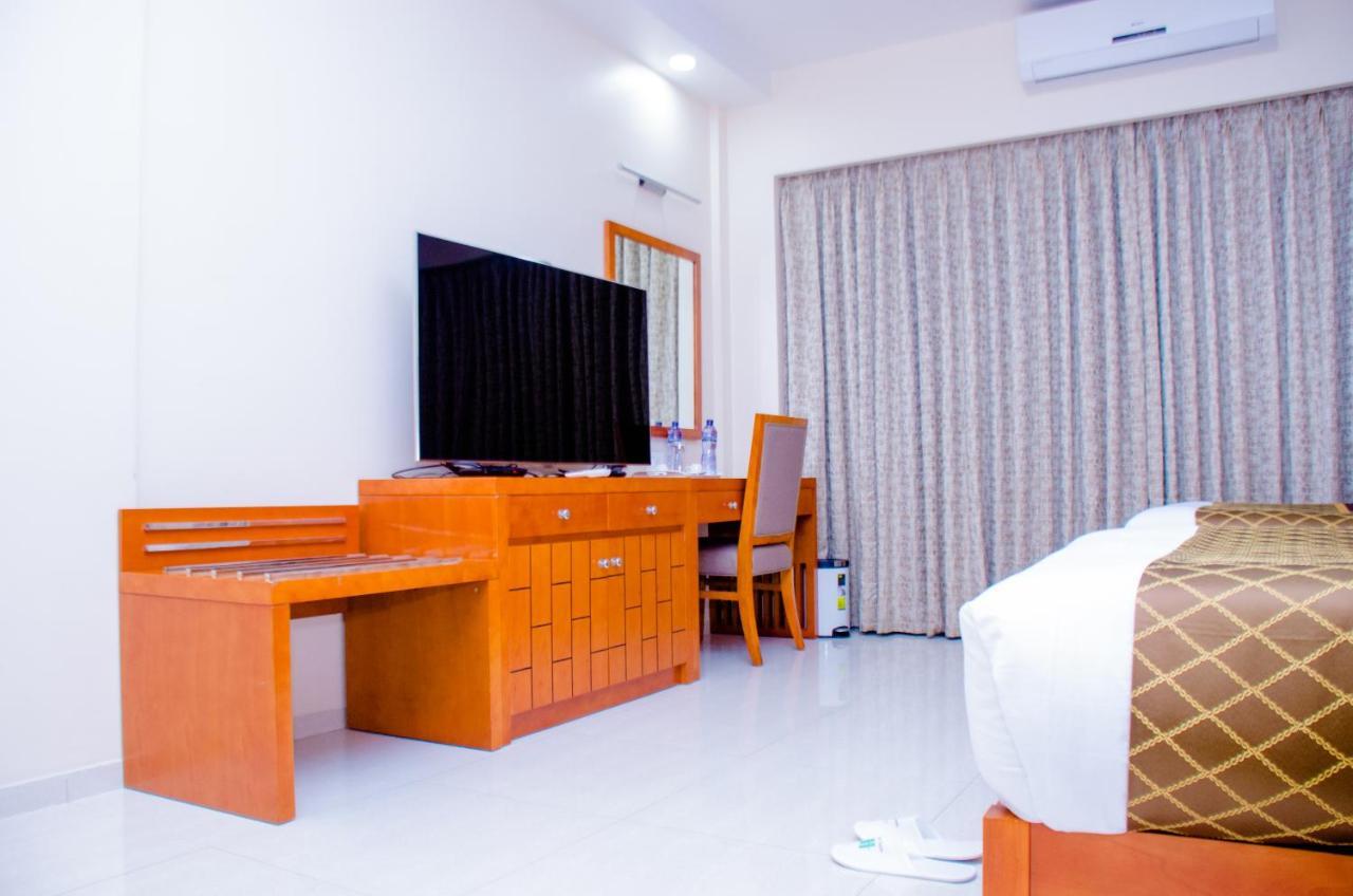 Hotel Platinum Kinshasa Exterior foto