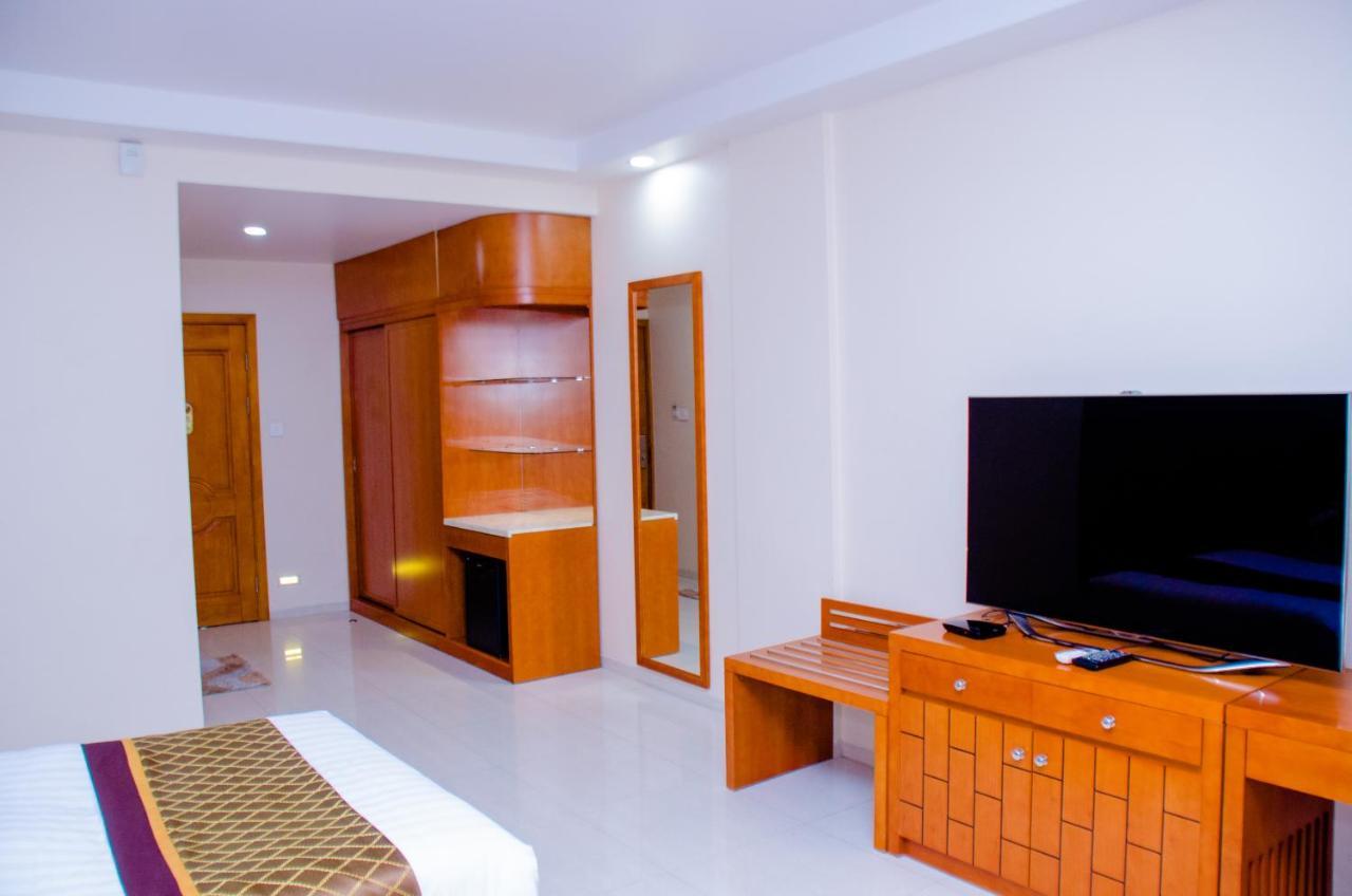 Hotel Platinum Kinshasa Exterior foto
